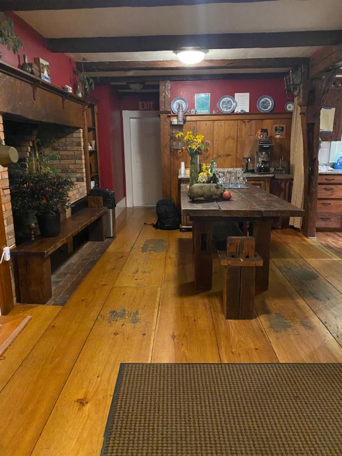 Black Boar Inn أوجونكويت المظهر الخارجي الصورة