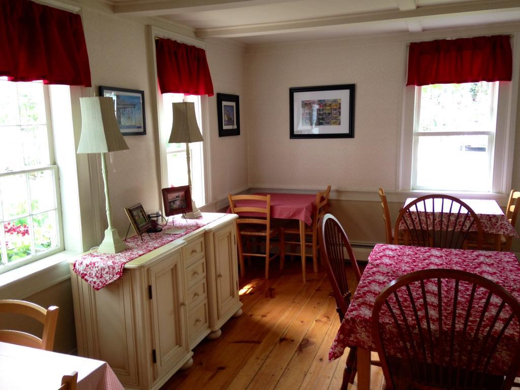 Black Boar Inn أوجونكويت المظهر الخارجي الصورة