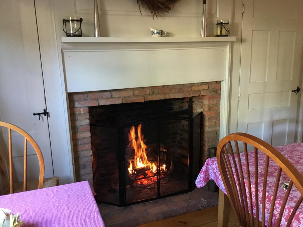 Black Boar Inn أوجونكويت المظهر الخارجي الصورة